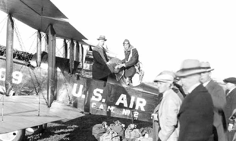 Charles Lindbergh the flying postman